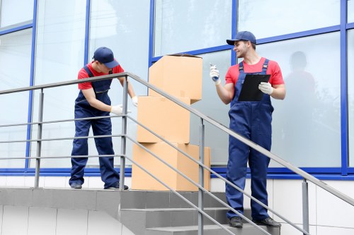 House removals planning and packing in Westgreen