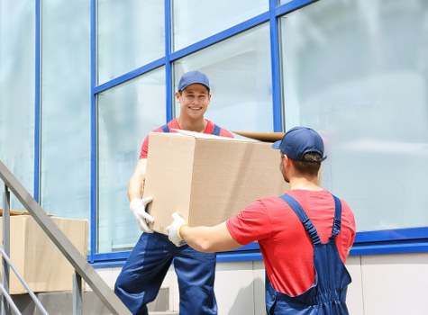 Removal staff supplying packing materials for a Westgreen move