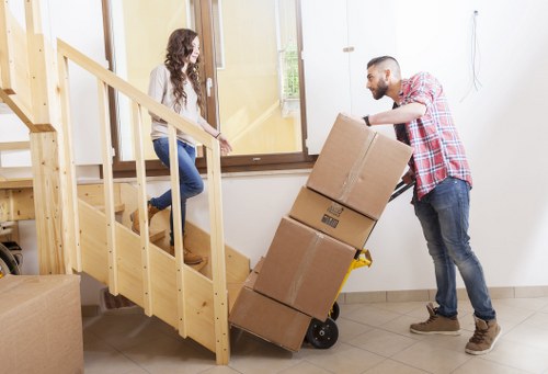 Household moving preparation for removals in Westgreen